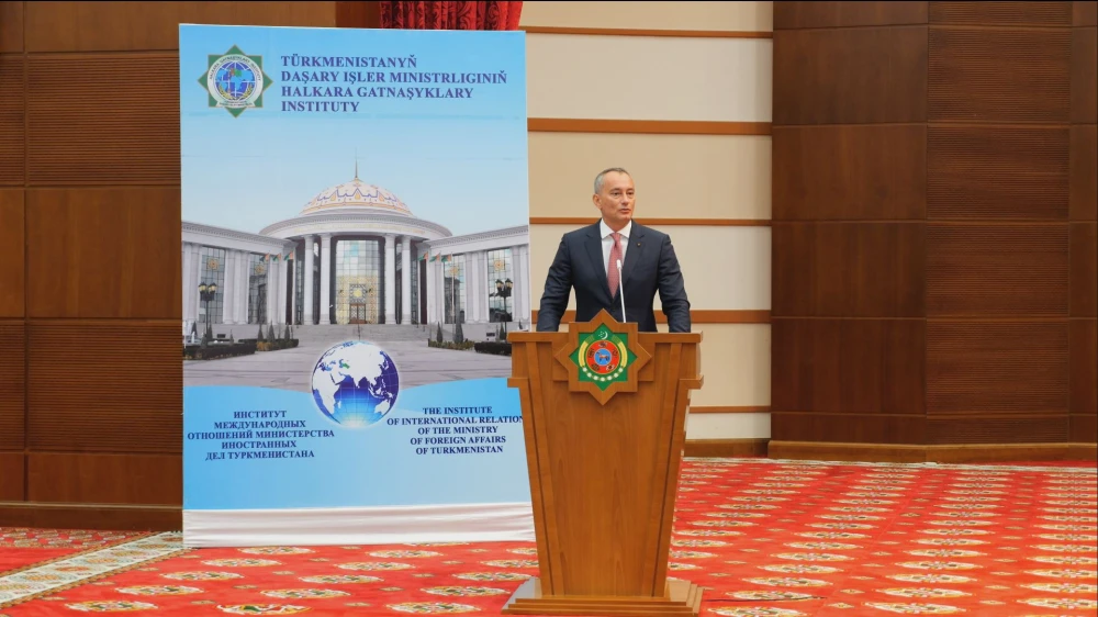 Visiting of Nikolai Mladenov to the Institute of International Relations of the Ministry of Foreign Affairs of Turkmenistan.